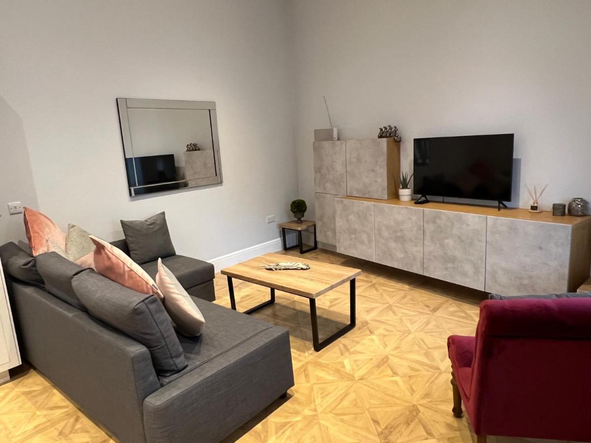 Penburren At Minster Farm West Apartment Херфорд Екстериор снимка