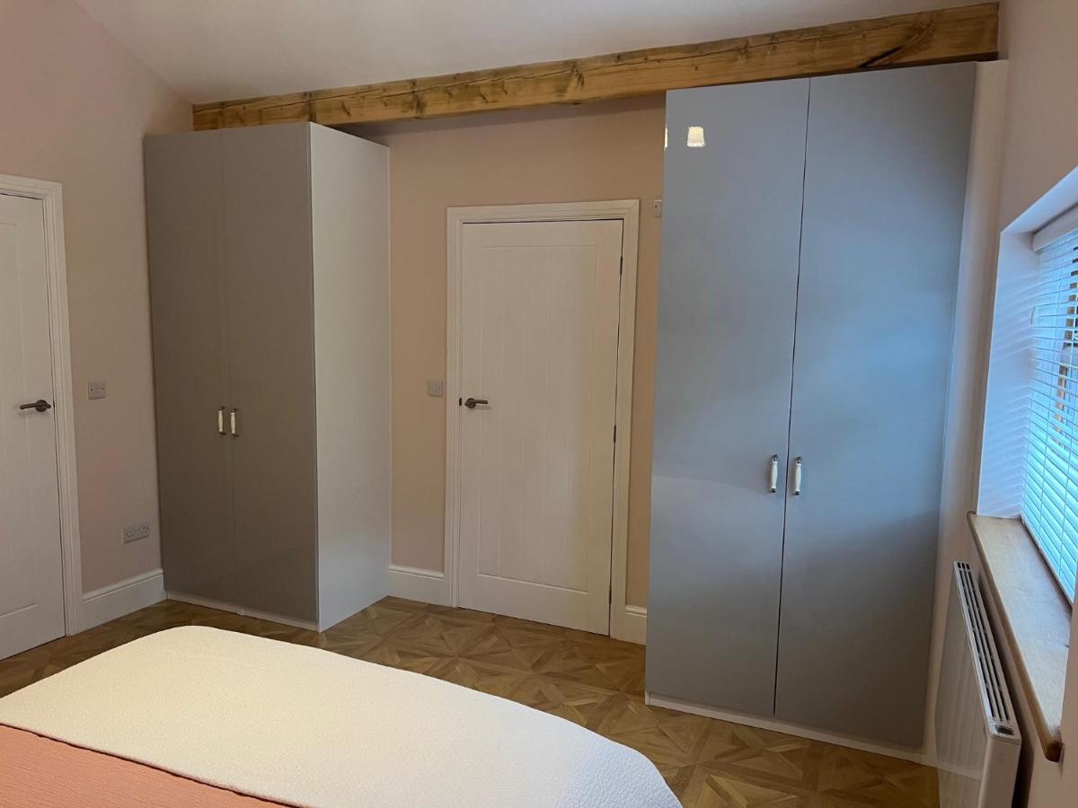 Penburren At Minster Farm West Apartment Херфорд Екстериор снимка