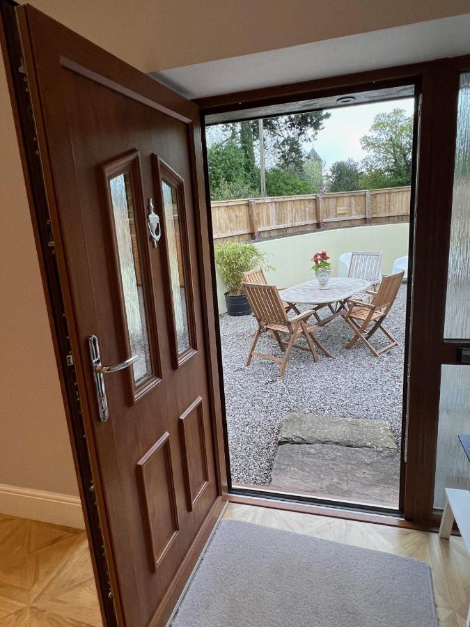 Penburren At Minster Farm West Apartment Херфорд Екстериор снимка